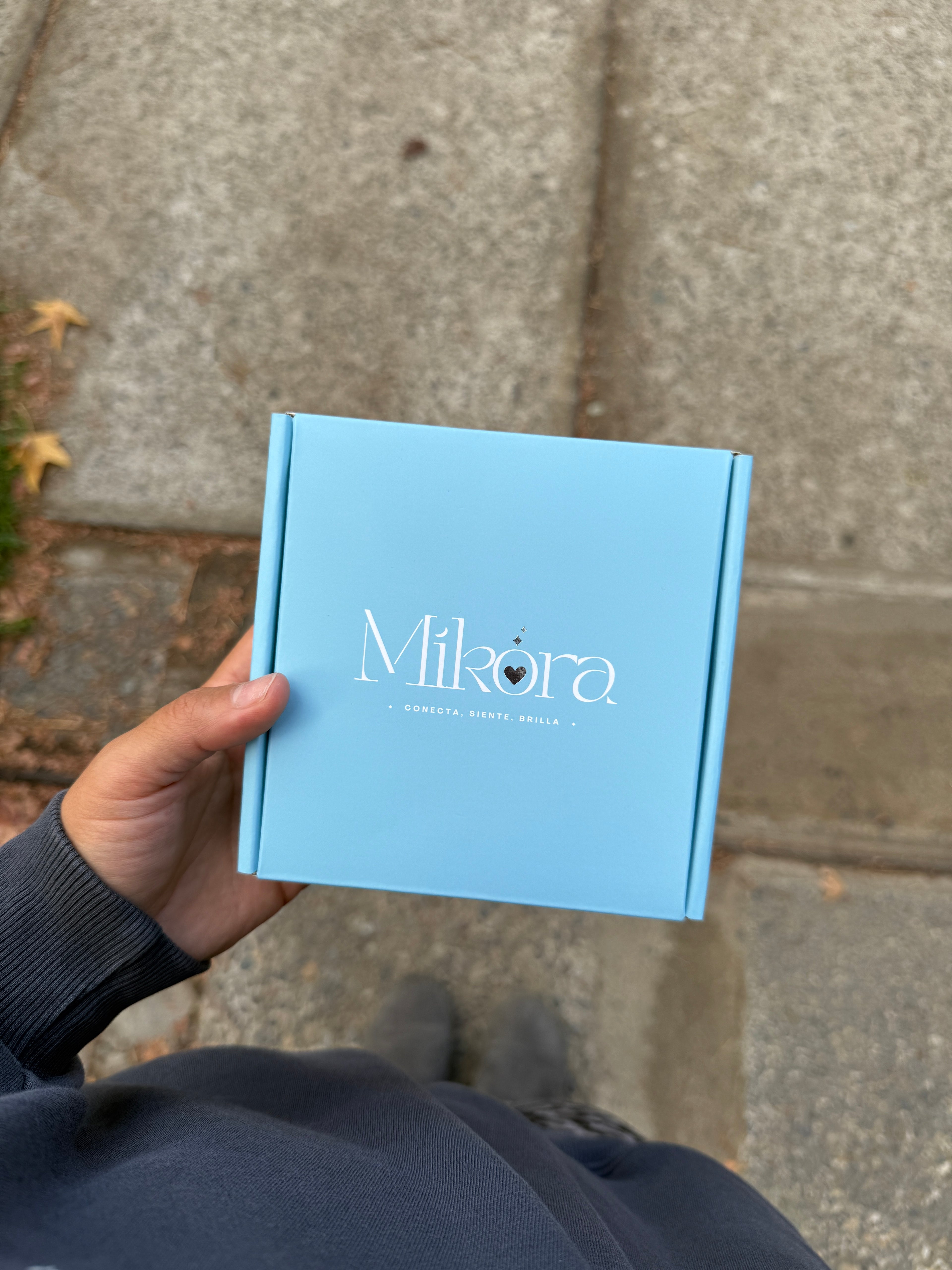 Caja de Regalo Premium | Conecta, Siente, Brilla ✨