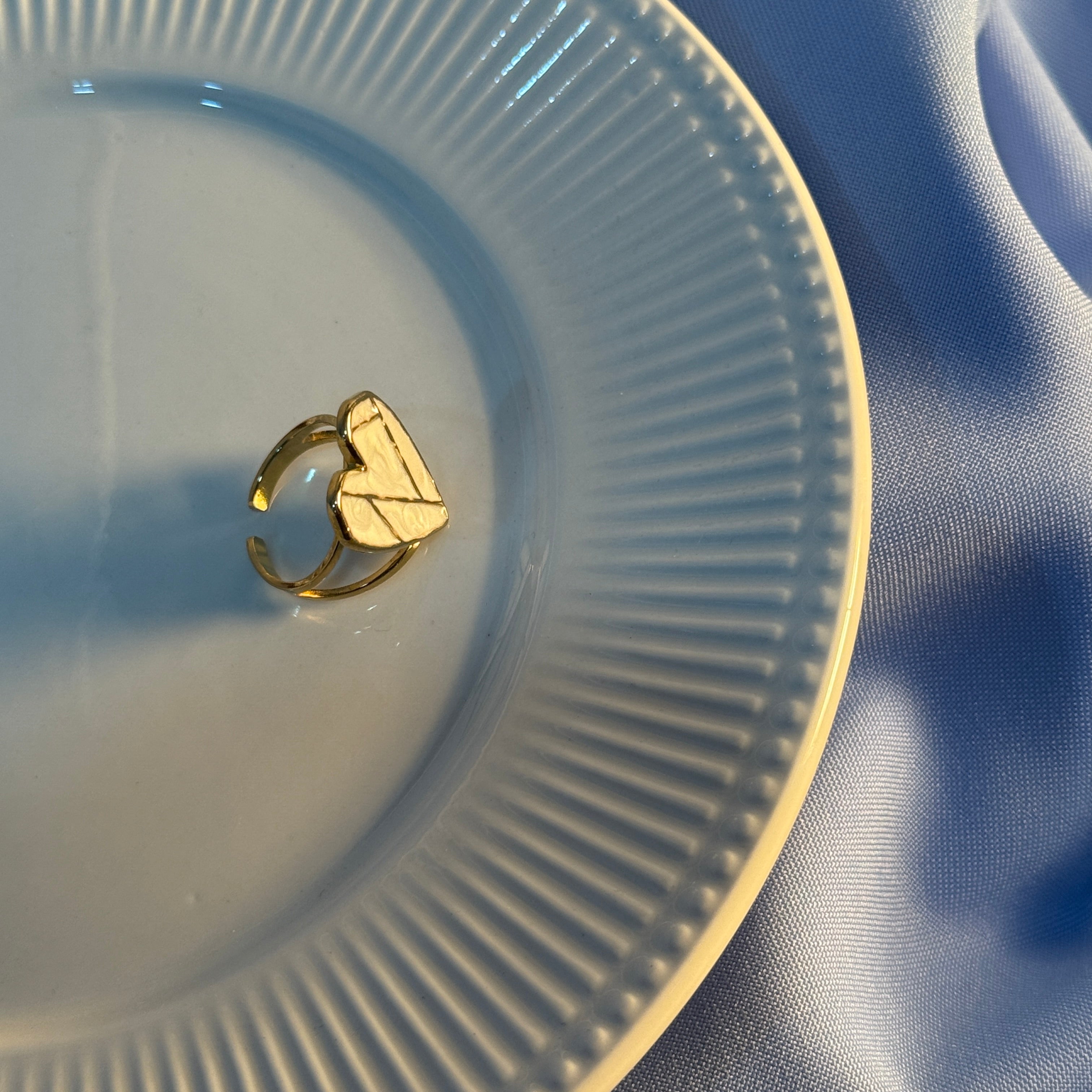 Anillo Gigante Corazón | Amor Propio sin Medidas 💛