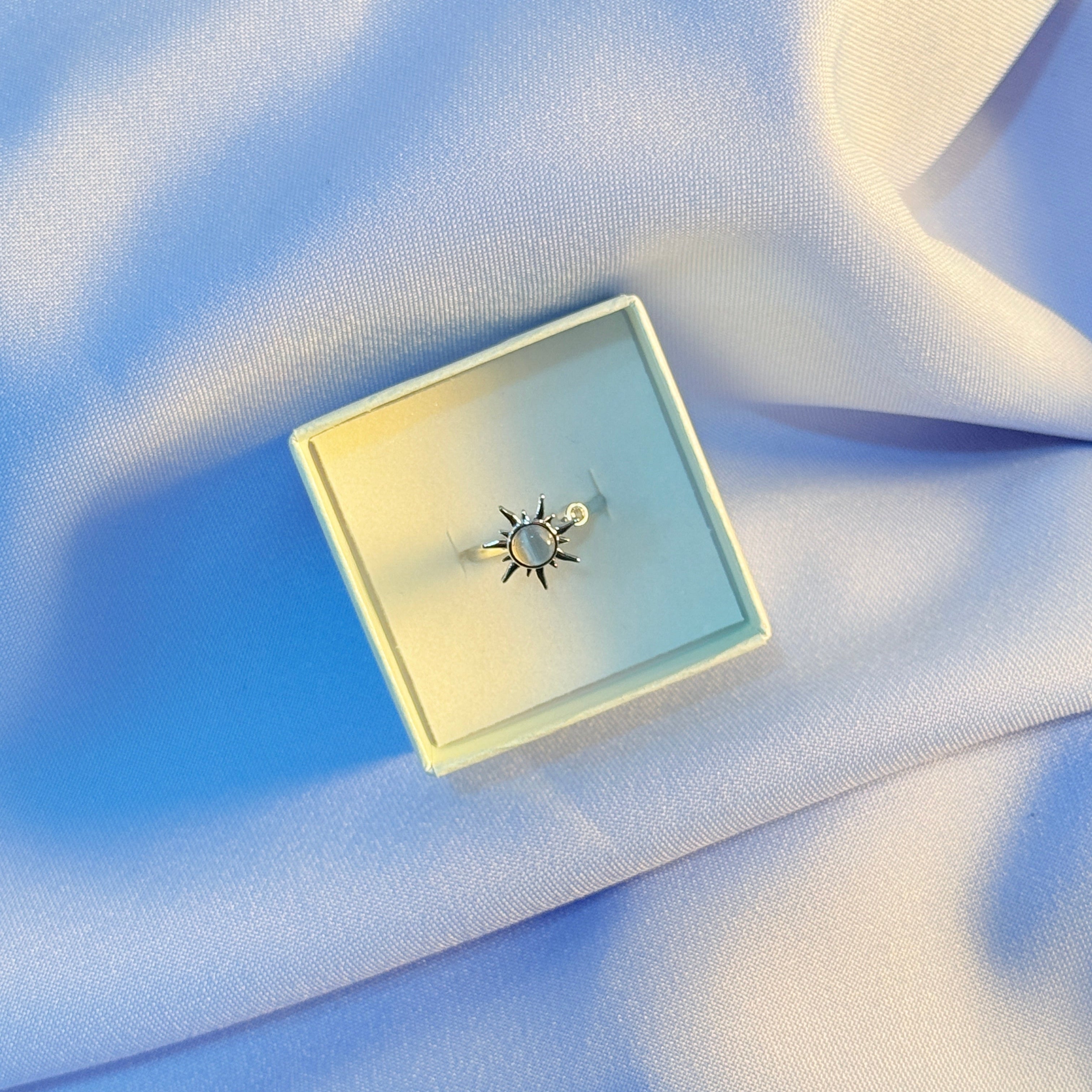 Anillo Sol Ópalo Giratorio: Alivia tu estrés y ansiedad 🧘♀️