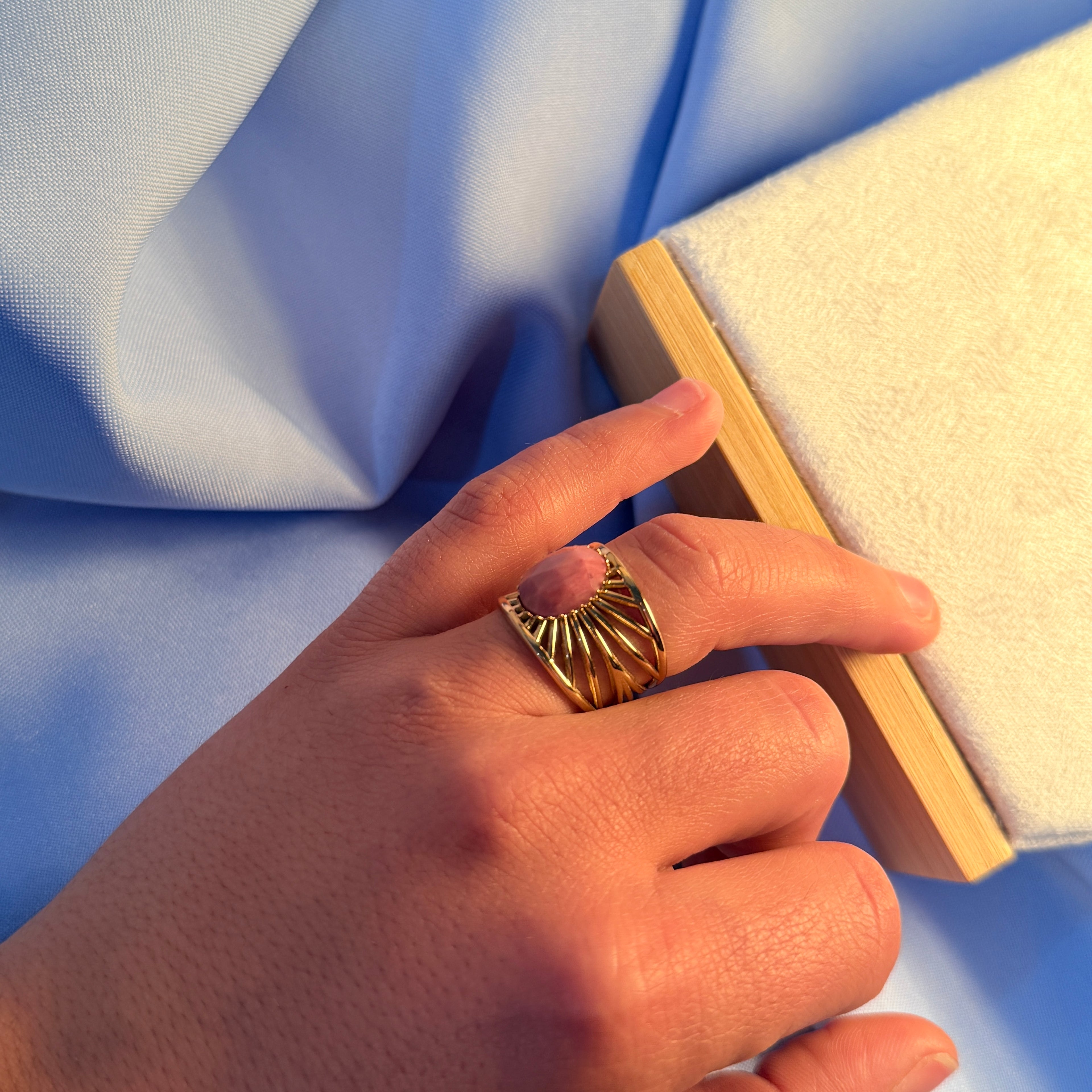 Anillo Reina | Poder y Calma Interior 🌸