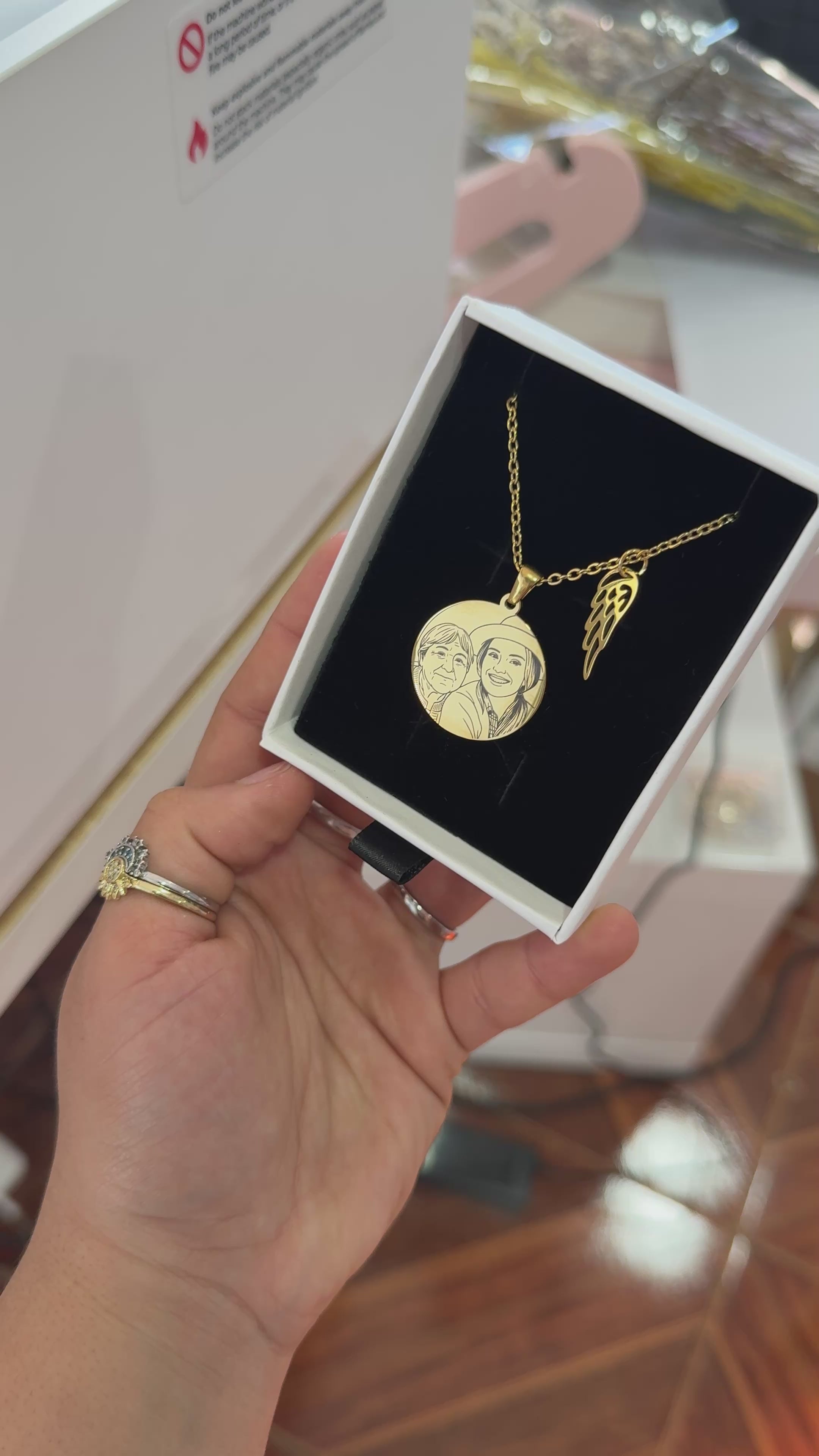 Collar Recuerdo Grabado | La huella del amor eterno ✨