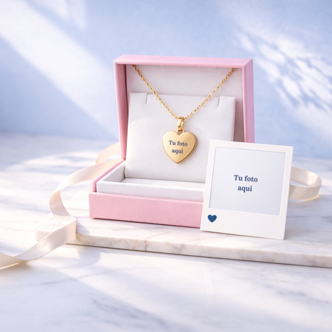 Collar Personalizado Corazón Dorado 20 mm + Foto Polaroid Gratis 🌟