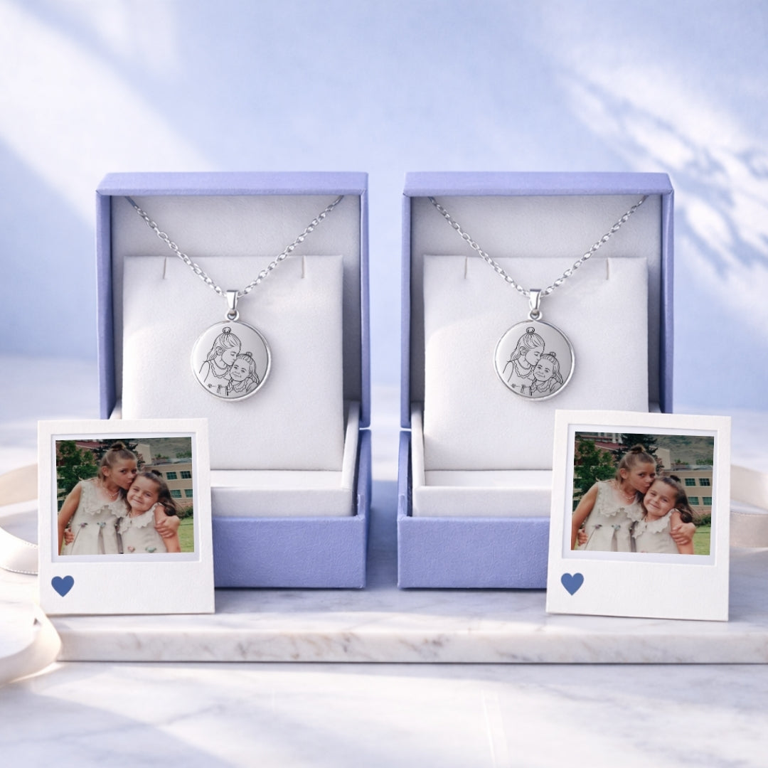 Pack 2 Collares Grabados + 2 Fotos Impresas + 2 Cajitas de Joya Gratis 🌟  | Historia Compartida 🫂