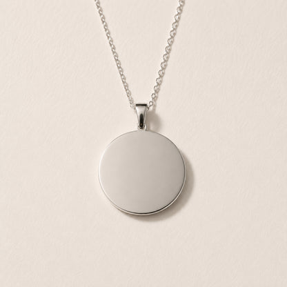 Collar Personalizado Circular Plateado 25mm | Acero Quirúrgico