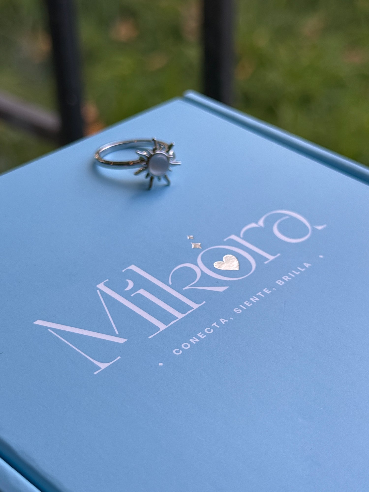Caja de Regalo Premium | Conecta, Siente, Brilla ✨