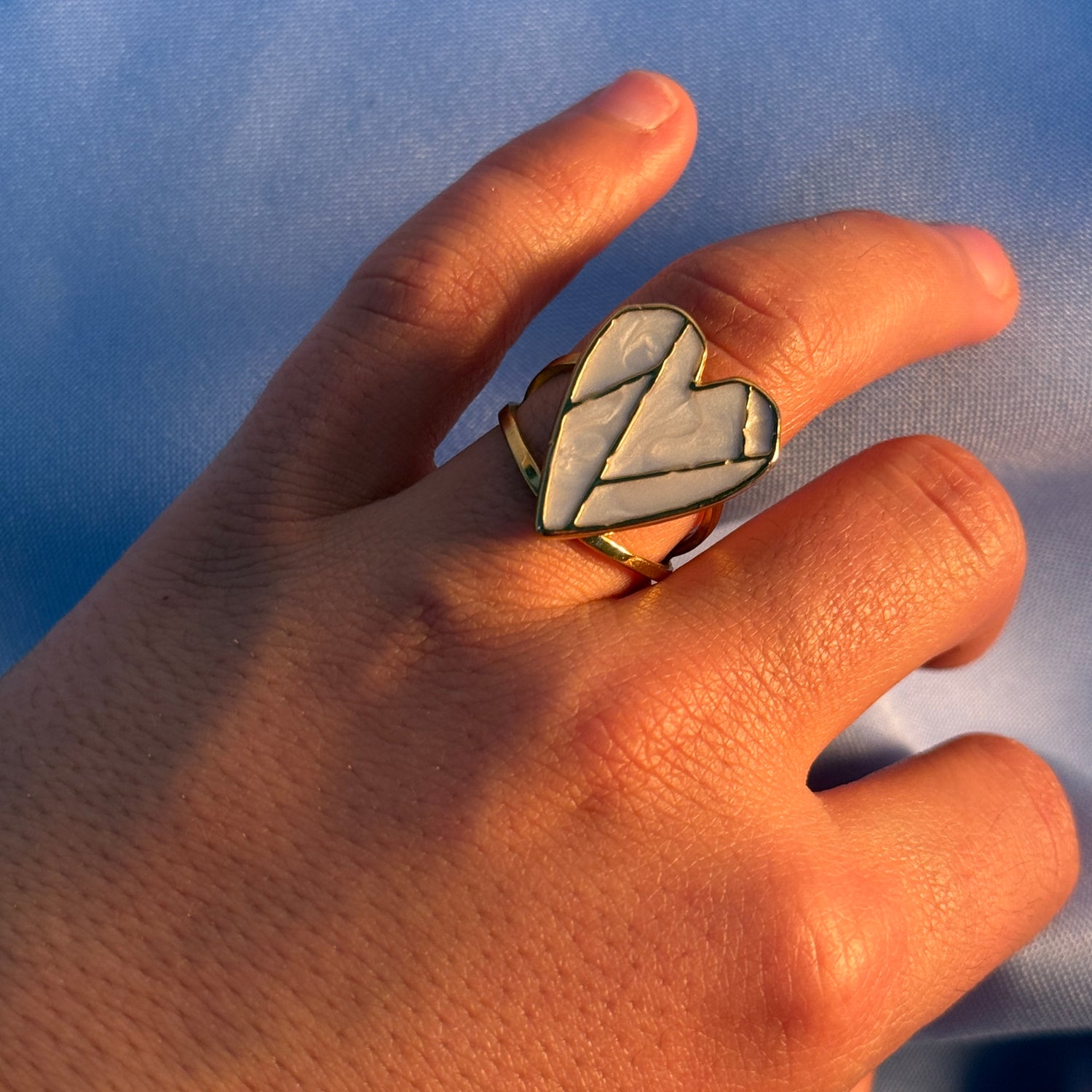 Anillo Gigante Corazón | Amor Propio sin Medidas 💛