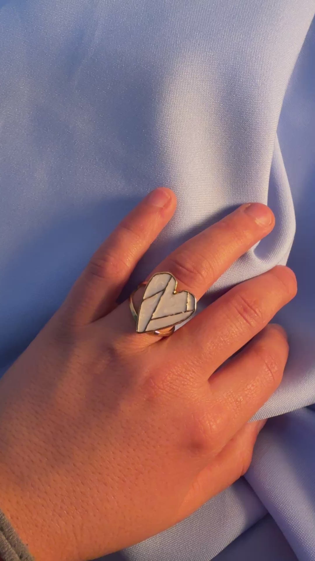 Anillo Gigante Corazón | Amor Propio sin Medidas 💛